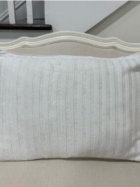 Lauren Ralph Lauren White Crochet Knit std Pillow Sham Cover w/zip closure